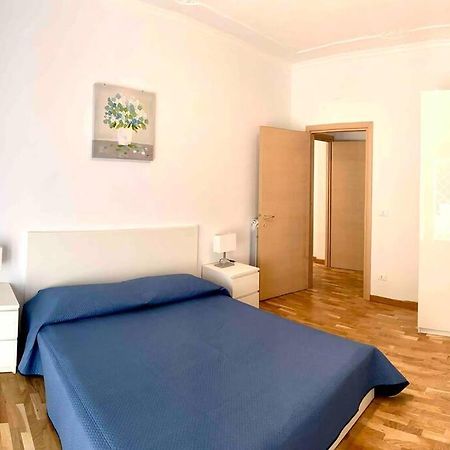 Vacanze Romane Bagian luar foto